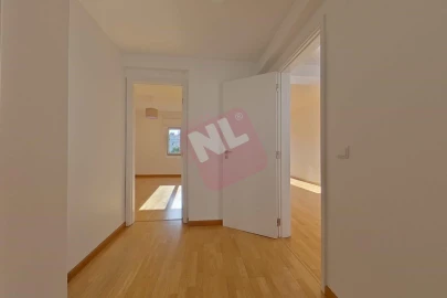 Apartamento T2 para Arrendamento em Lumiar