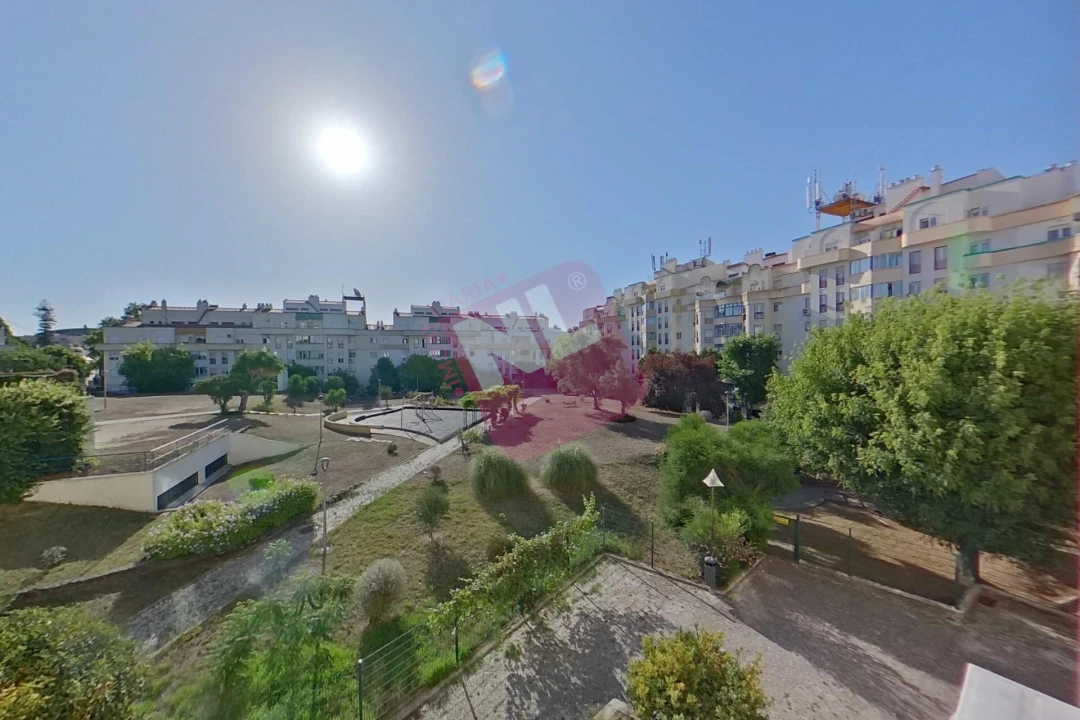 Apartamento T2 para Arrendamento em Lumiar Foto 30