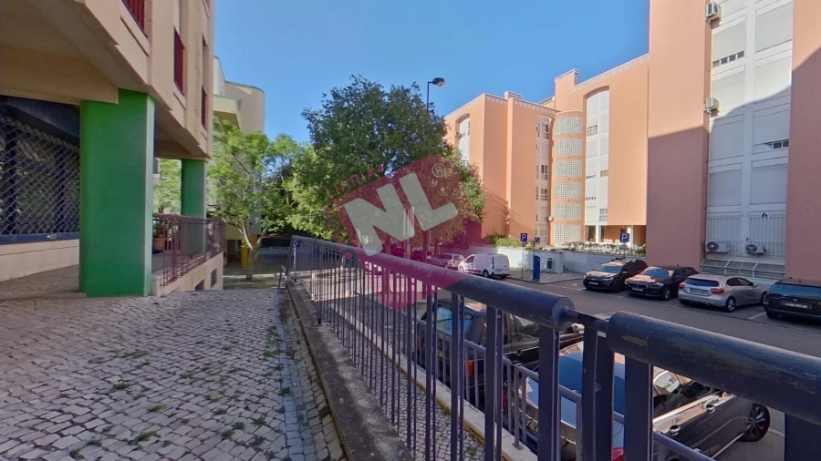 Apartamento T2 para Arrendamento em Lumiar