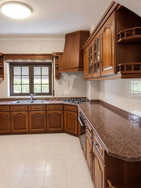 Moradia T5 para Venda em Fatima