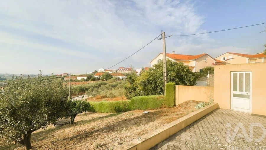Moradia T3 para Venda em Lamas e Cercal Foto 11