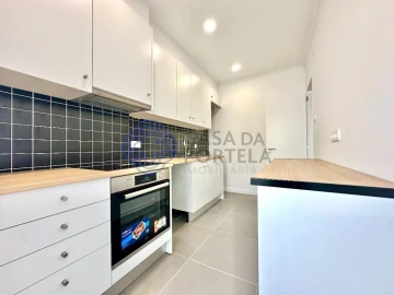 Apartamento T3 para Venda em Nossa Senhora do Pópulo, Coto e São Gregório