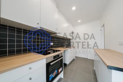 Apartamento T3 para Venda em Nossa Senhora do Pópulo, Coto e São Gregório
