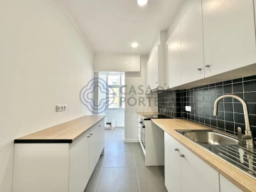 Apartamento T3 para Venda em Nossa Senhora do Pópulo, Coto e São Gregório