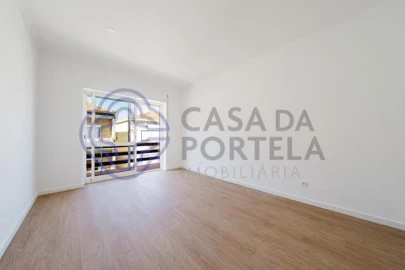 Apartamento T3 para Venda em Nossa Senhora do Pópulo, Coto e São Gregório