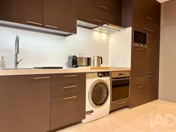 Apartamento T1 para Arrendamento em Cedofeita, Santo Ildefonso, Sé, Miragaia, São Nicolau e Vitória