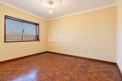 Moradia T2 para Venda em Canelas e Fermelã