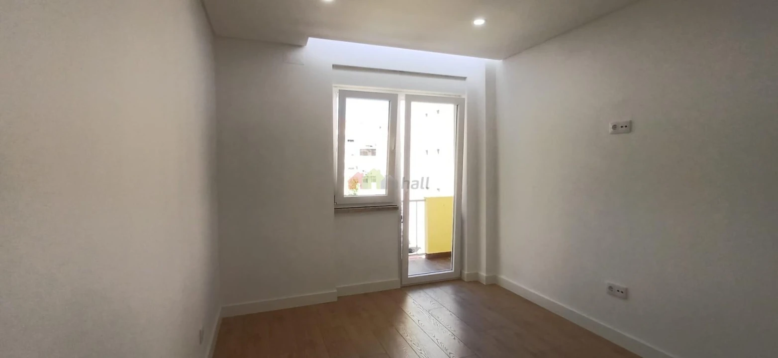 Apartamento T3 para Venda em União das Freguesias de Setúbal Foto 12