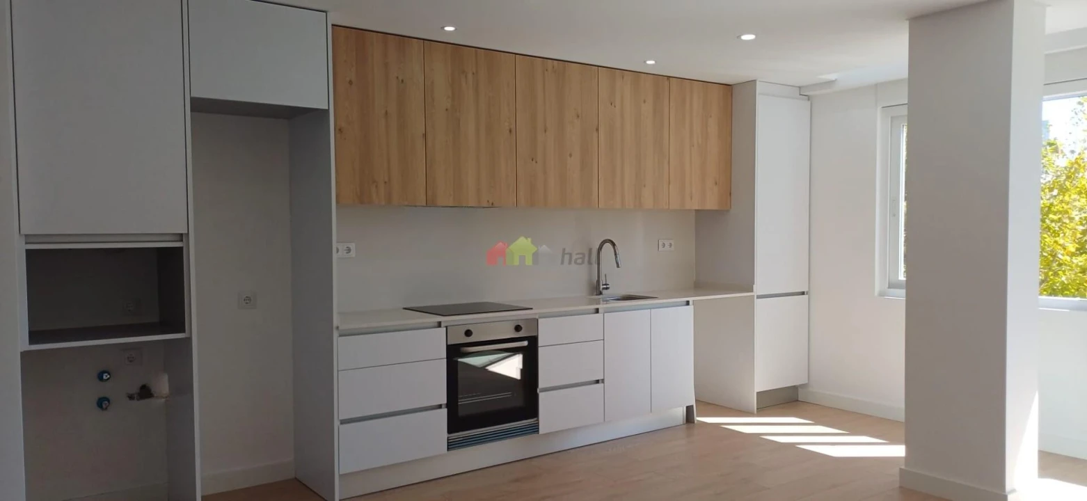 Apartamento T3 para Venda em União das Freguesias de Setúbal Foto 4