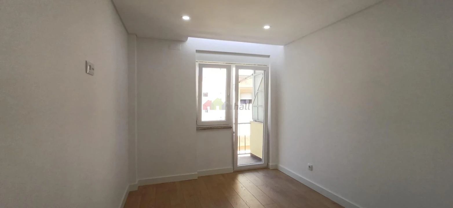Apartamento T3 para Venda em União das Freguesias de Setúbal Foto 16