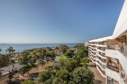 Apartamento T3 para Venda em Oeiras e São Julião da Barra, Paço de Arcos e Caxias