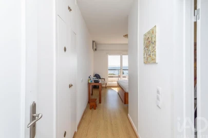 Apartamento T3 para Venda em Oeiras e São Julião da Barra, Paço de Arcos e Caxias