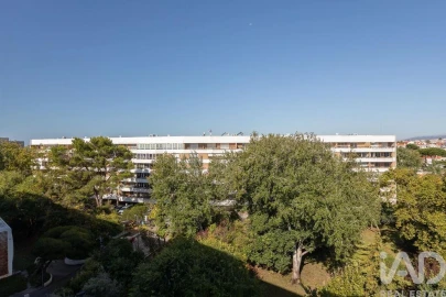 Apartamento T3 para Venda em Oeiras e São Julião da Barra, Paço de Arcos e Caxias