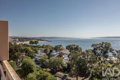Apartamento T3 para Venda em Oeiras e São Julião da Barra, Paço de Arcos e Caxias