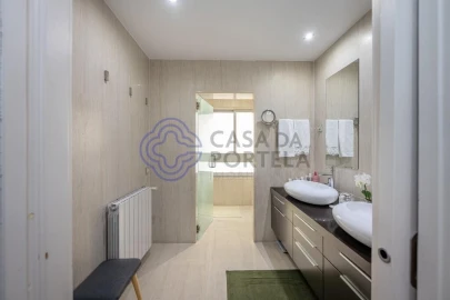Apartamento T3 para Venda em Santa Marinha e São Pedro da Afurada