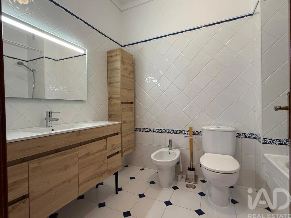 Apartamento T2 para Arrendamento em Quinta do Anjo Foto 17