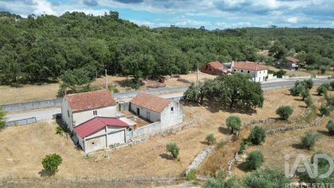 Moradia T3 para Venda em Ansião