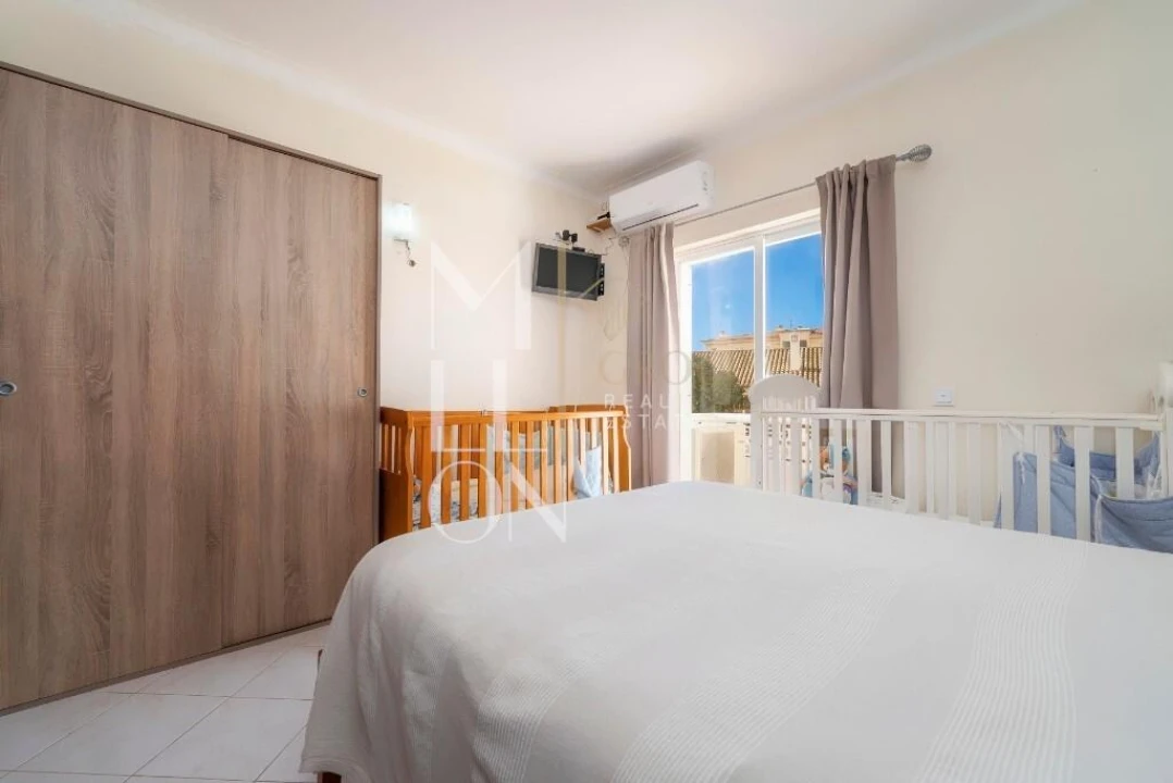 Moradia T2 para Venda em Albufeira e Olhos de Água Foto 28
