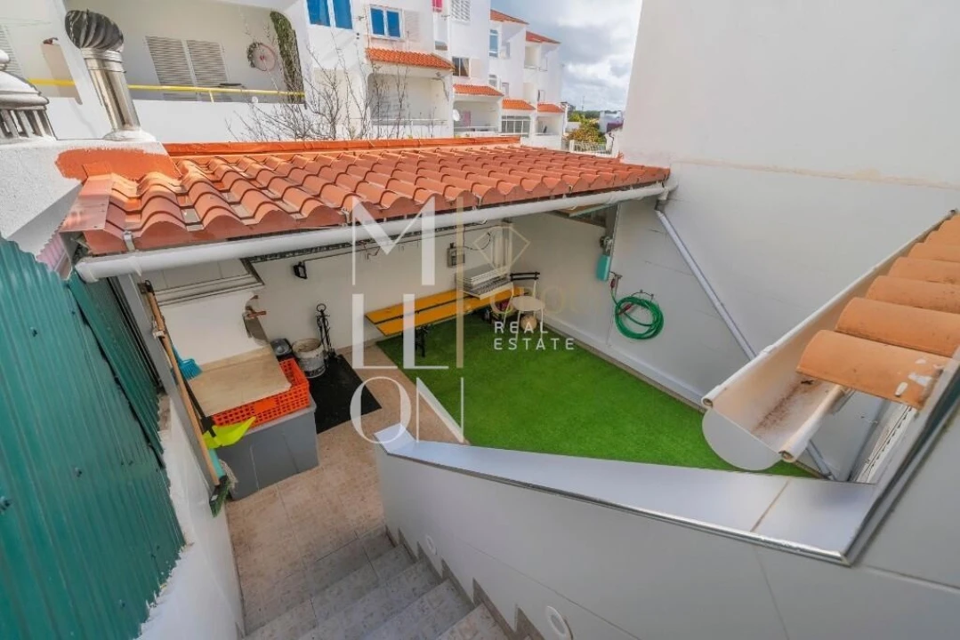 Moradia T2 para Venda em Albufeira e Olhos de Água Foto 40