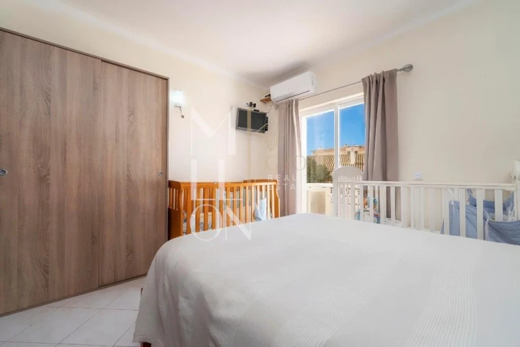 Moradia T2 para Venda em Albufeira e Olhos de Água Foto 28