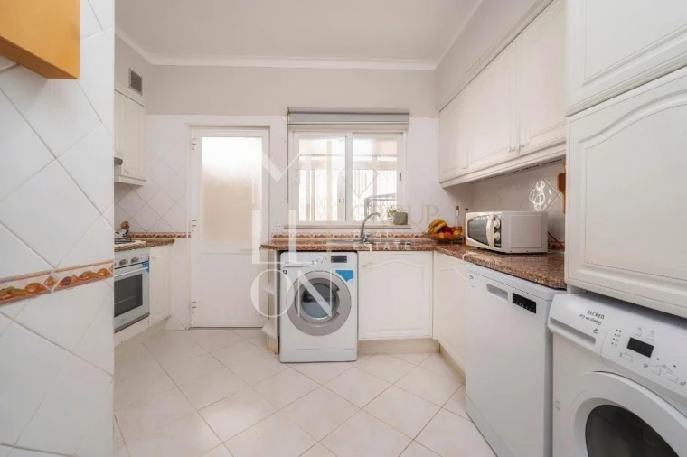 Moradia T2 para Venda em Albufeira e Olhos de Água Foto 35