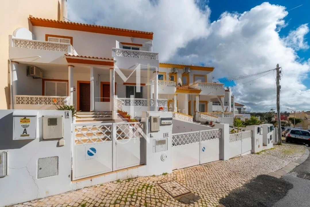 Moradia T2 para Venda em Albufeira e Olhos de Água Foto 2
