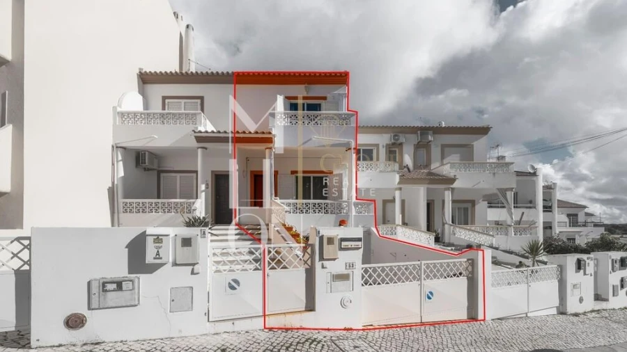 Moradia T2 para Venda em Albufeira e Olhos de Água