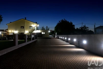 Moradia T6 para Venda em Oliveira do Bairro