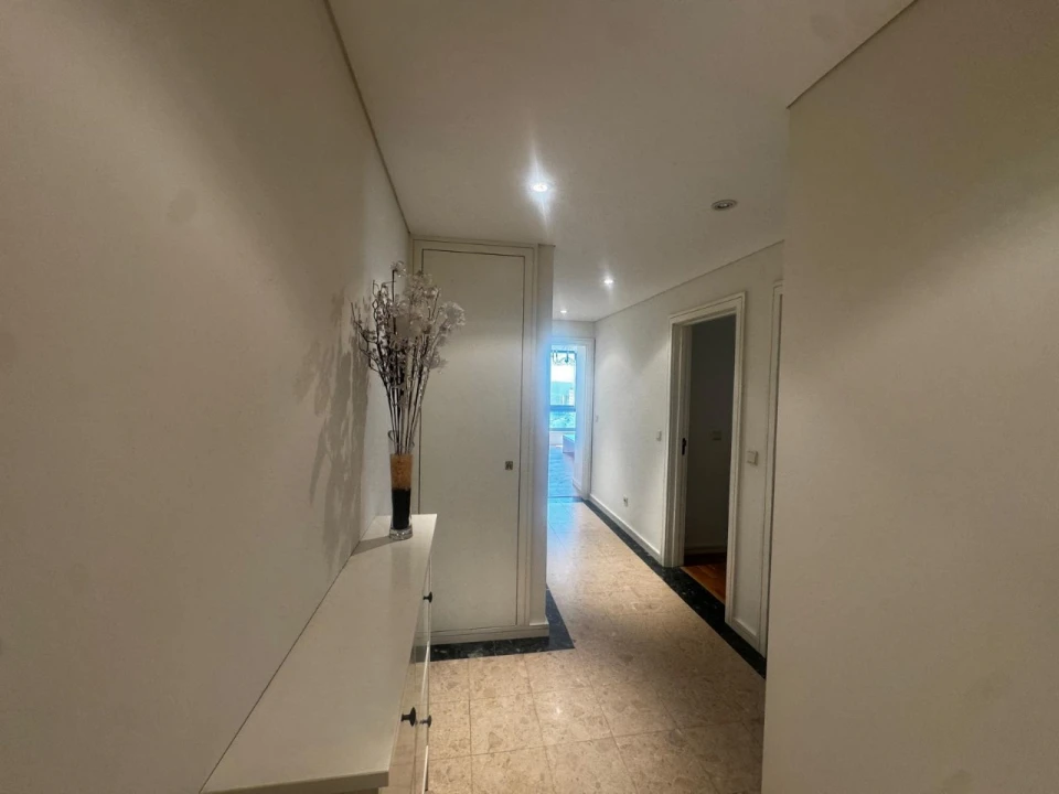 Apartamento T2 para Venda em Cidade da Maia Foto 9