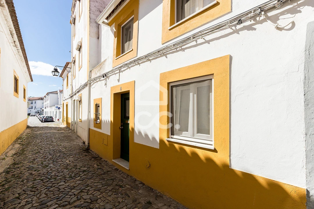 Moradia T2 para Venda em Évora (São Mamede, Sé, São Pedro e Santo Antão) Foto 2