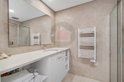 Moradia T1 para Venda em Foz do Arelho