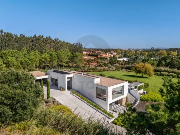Moradia T1 para Venda em Foz do Arelho