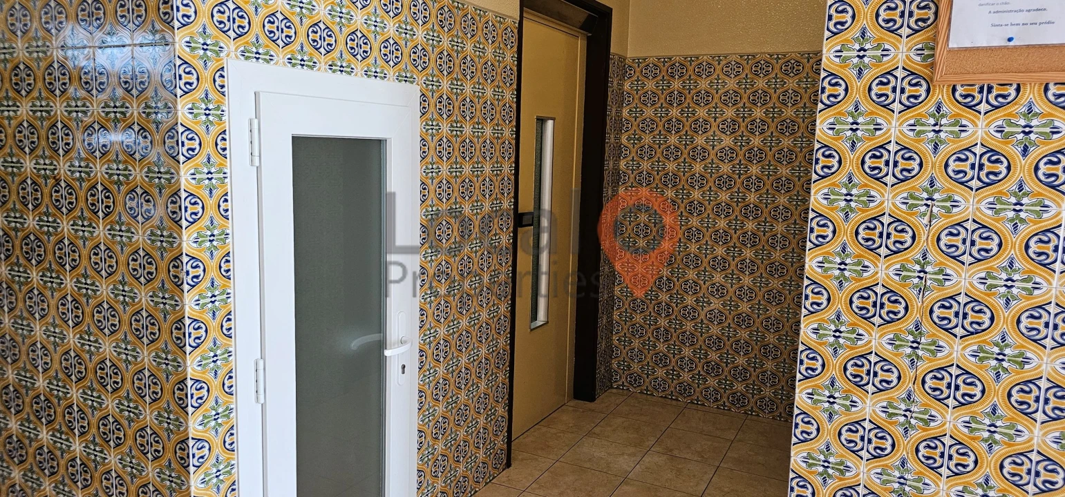 Apartamento T2 para Venda em Lagos (São Sebastião e Santa Maria) Foto 14