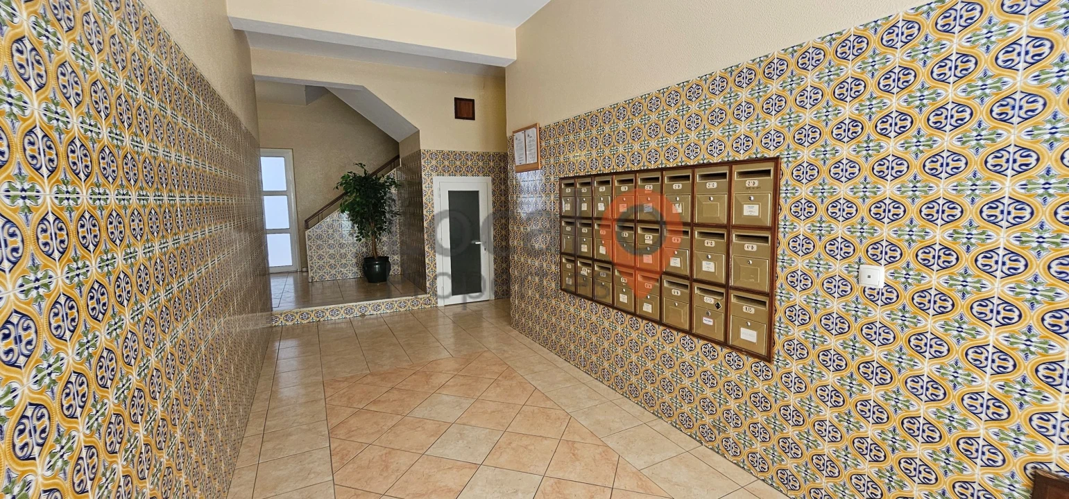 Apartamento T2 para Venda em Lagos (São Sebastião e Santa Maria) Foto 15