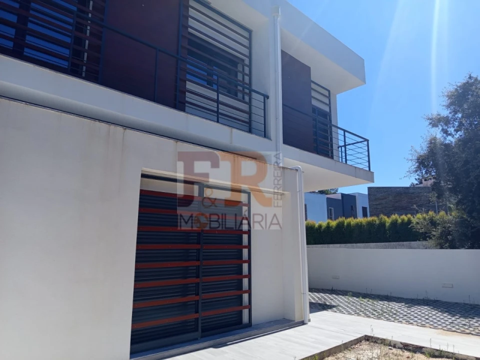 Quinta T3 para Venda em Sesimbra (Castelo) Foto 3