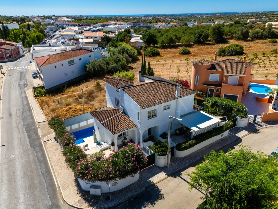 Moradia T4 para Venda em Boliqueime Foto 42