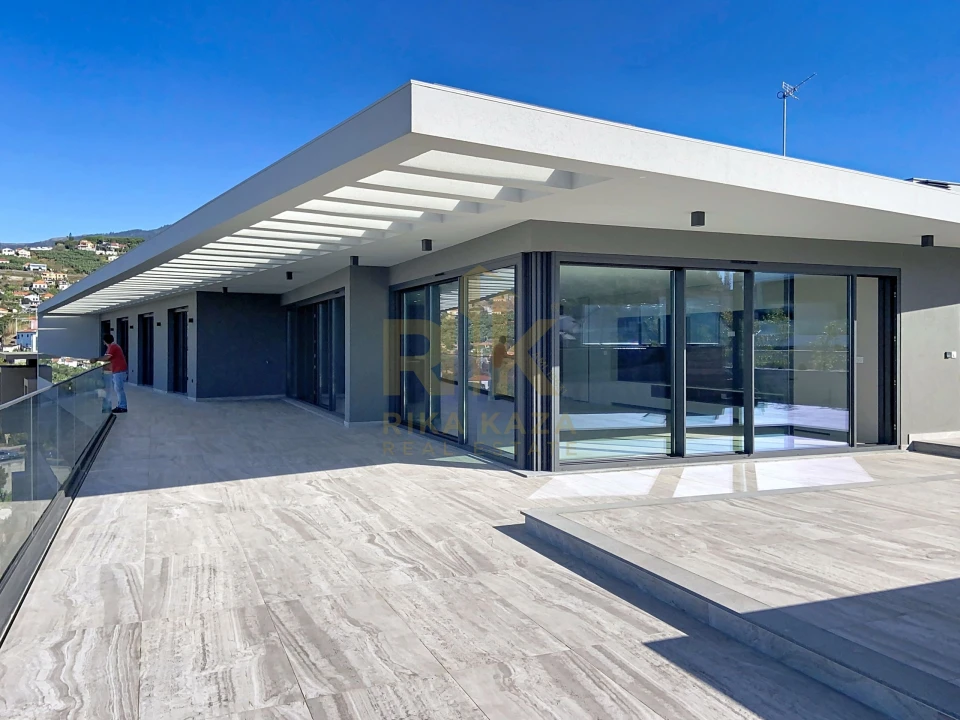 Apartamento T4 para Venda em São Martinho Foto 19