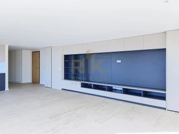 Apartamento T4 para Venda em São Martinho