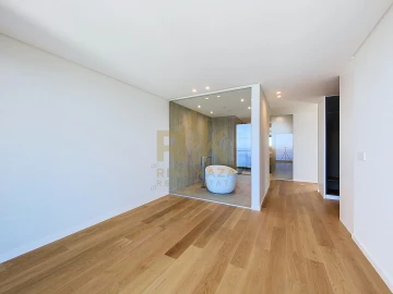 Apartamento T4 para Venda em São Martinho