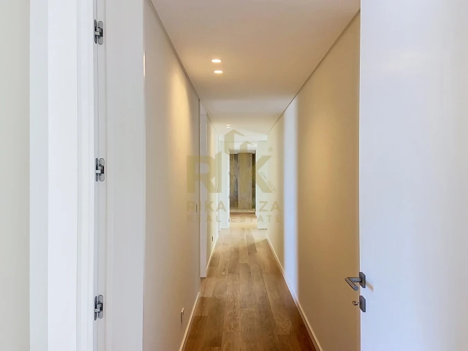 Apartamento T4 para Venda em São Martinho Foto 26