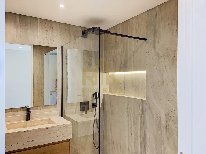 Apartamento T4 para Venda em São Martinho Foto 31