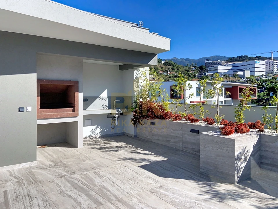 Apartamento T4 para Venda em São Martinho Foto 13