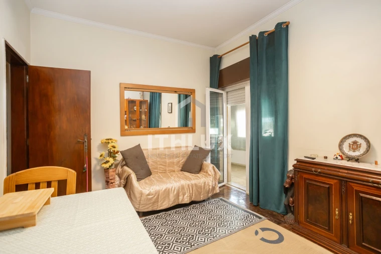 Apartamento T3 para Venda em Amora Foto 4