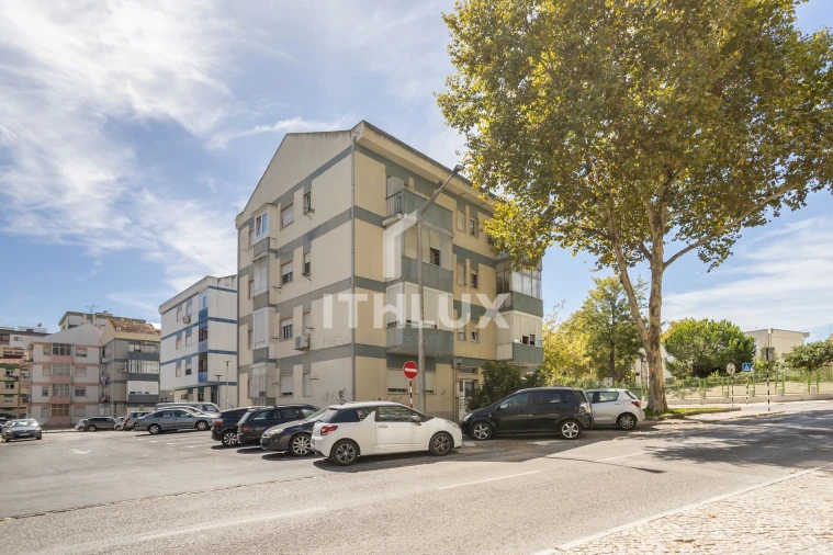 Apartamento T3 para Venda em Amora Foto 31