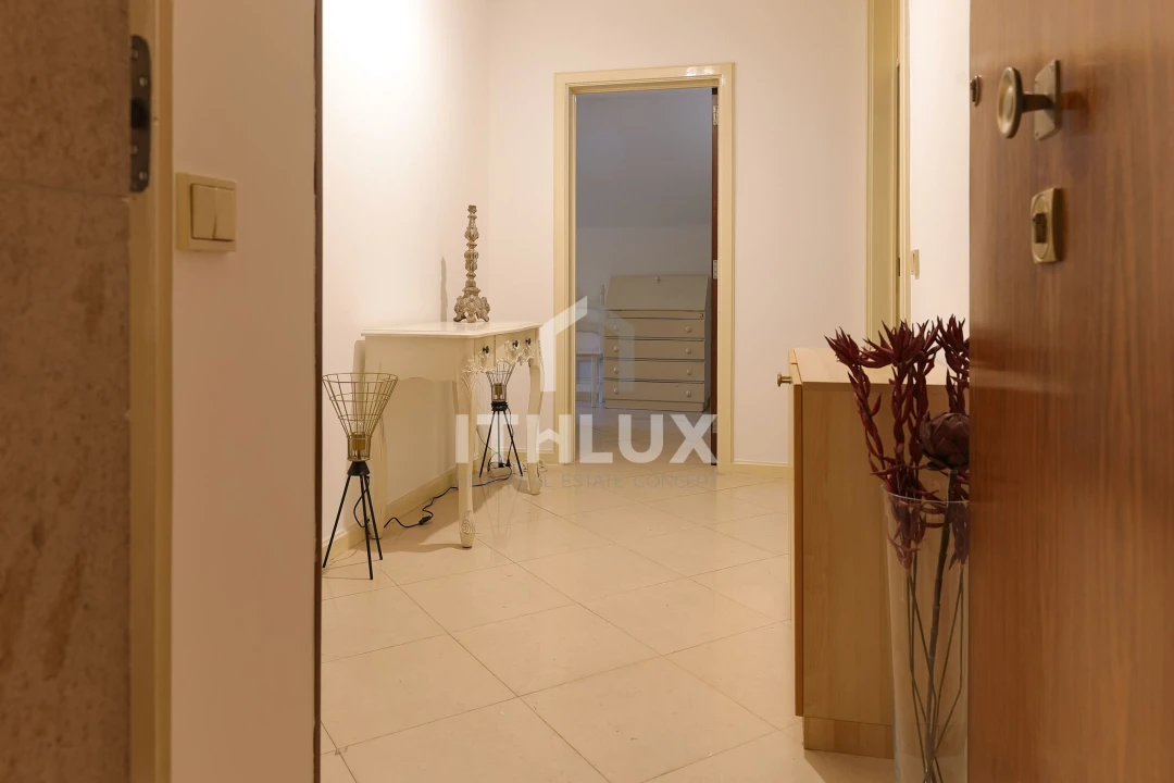 Apartamento T3 para Arrendamento em São Domingos de Benfica Foto 5