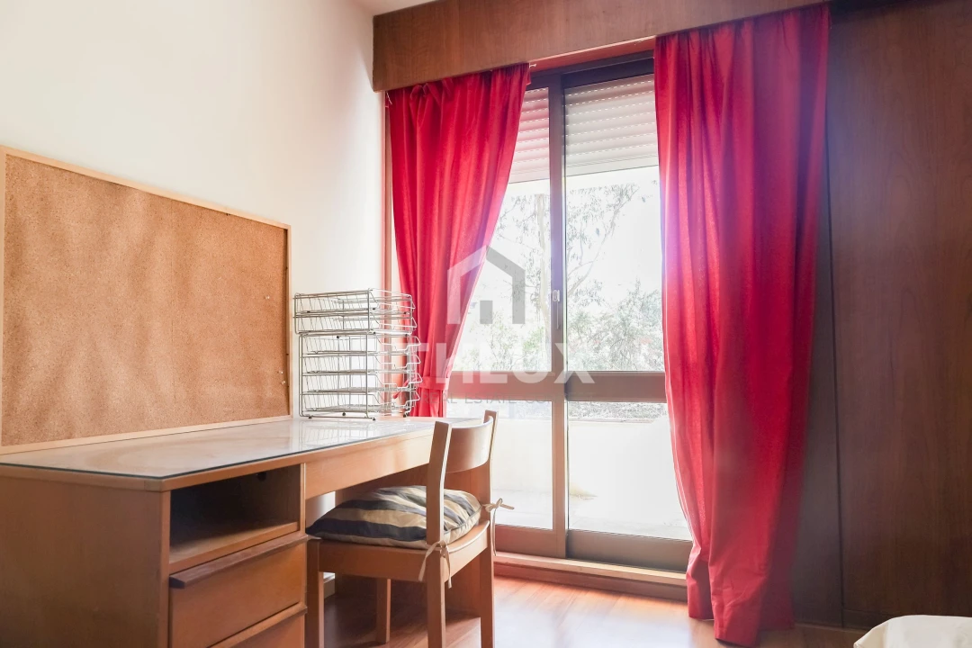 Apartamento T3 para Arrendamento em São Domingos de Benfica Foto 31