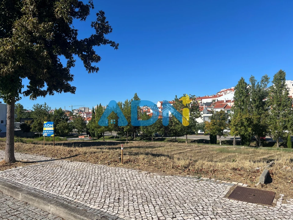 Terreno para Venda em Castelo Branco Foto 1