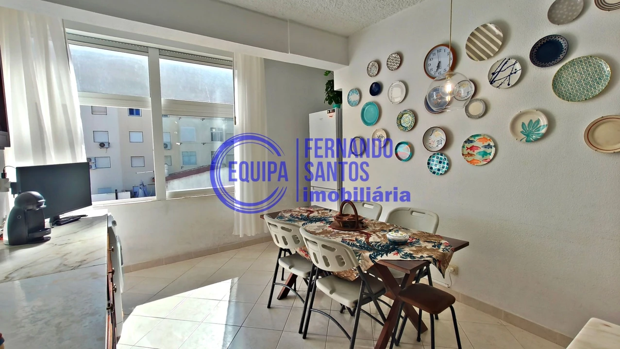 Apartamento T1 para Venda em Armação de Pera Foto 1