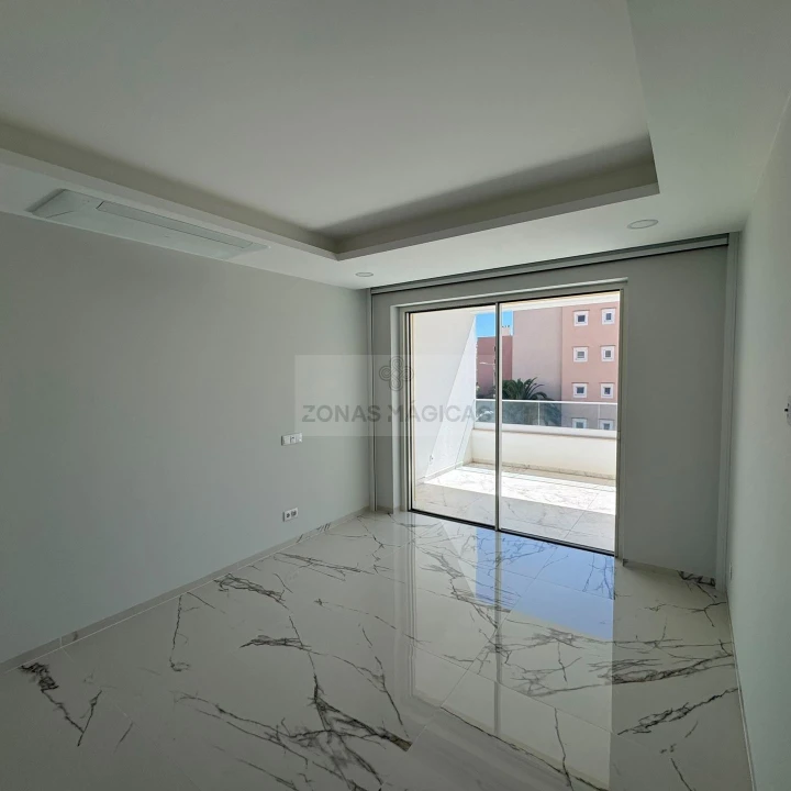Apartamento T2 para Venda em Lagos (São Sebastião e Santa Maria) Foto 11