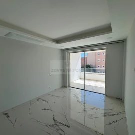 Apartamento T2 para Venda em Lagos (São Sebastião e Santa Maria)